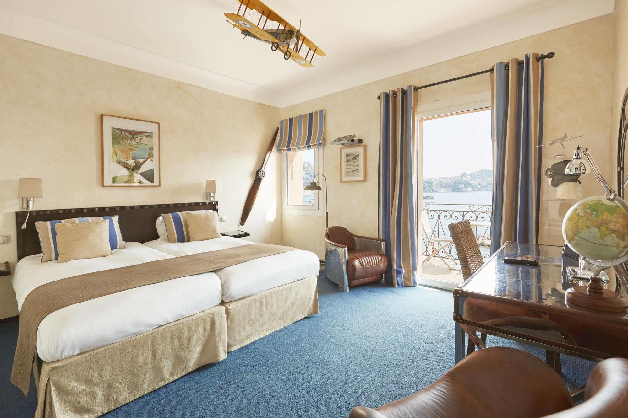 Welcome Hotel Вильфранш-сюр-Мер Экстерьер фото
